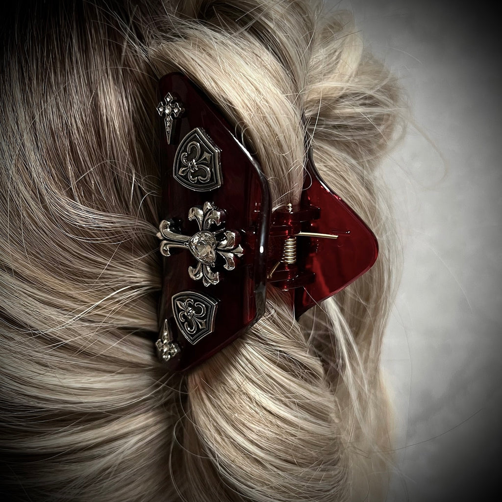 Goth Triangle Clip - Black & Translucent Red